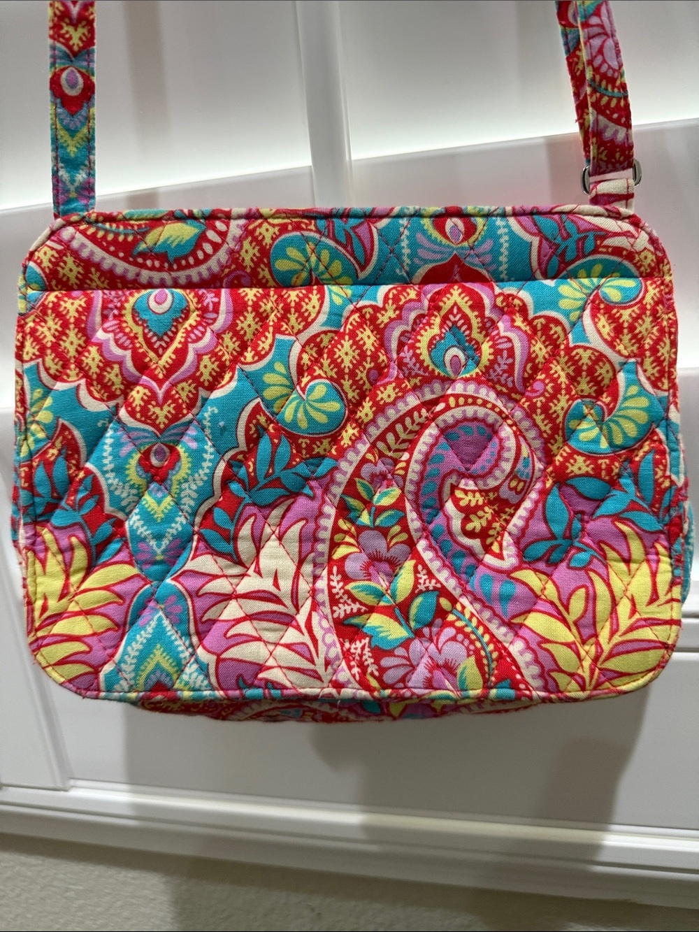 Vera Bradley Quilted Crossbody Bag "Paisley in Paradise" Pattern - Picture 4 of 10